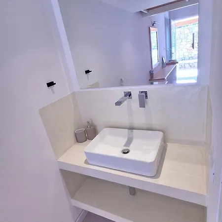 Holiday home Tonea's