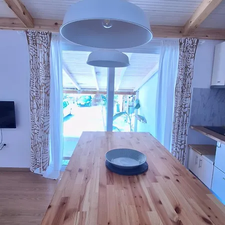 Tonea's Ferienhaus Himarë